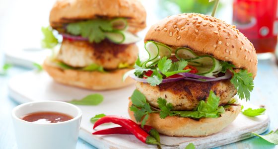 Thai,Chicken,Burger,With,Cucumber,And,Sweet,Chili,Sauce