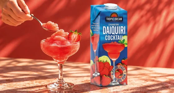 Tropic Strawberry Frozen Hand NY